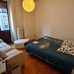 Apartamento Jet D'eau Haussmannien